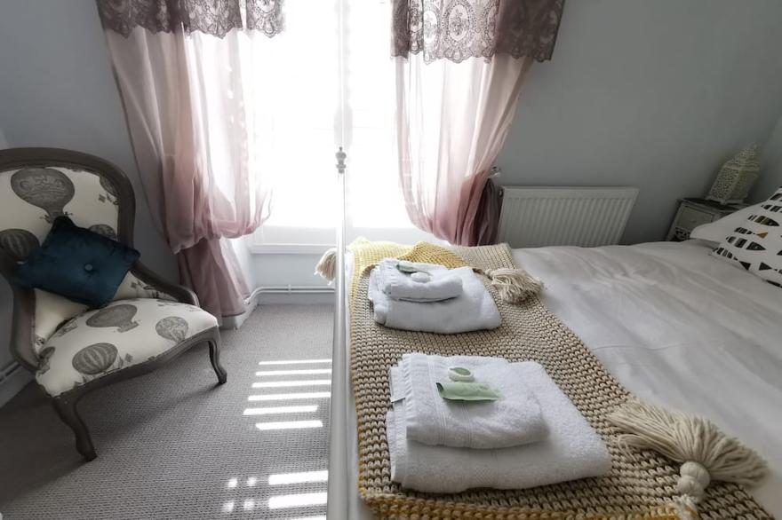 Beautifully presented former Fishermans Cottage and Pet Friendly