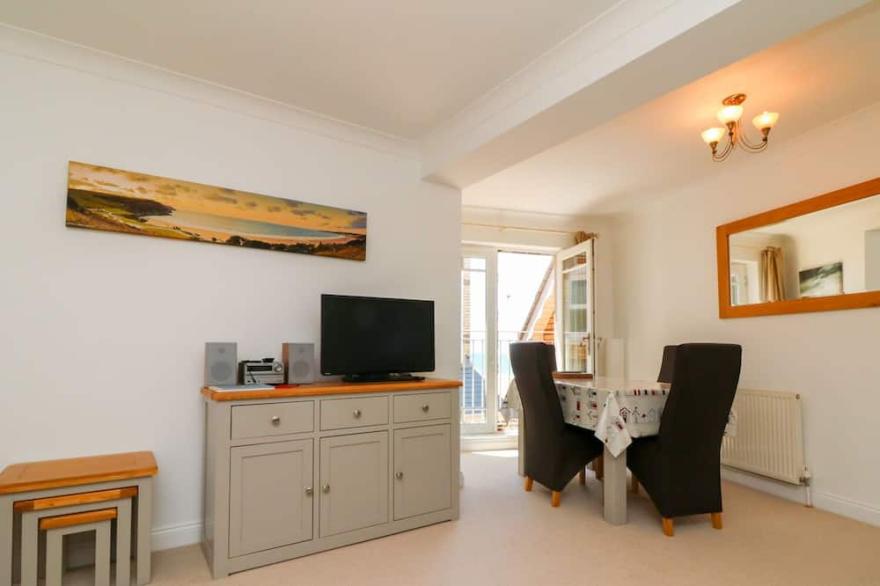 SEASHORE, romantic, character holiday cottage in Woolacombe