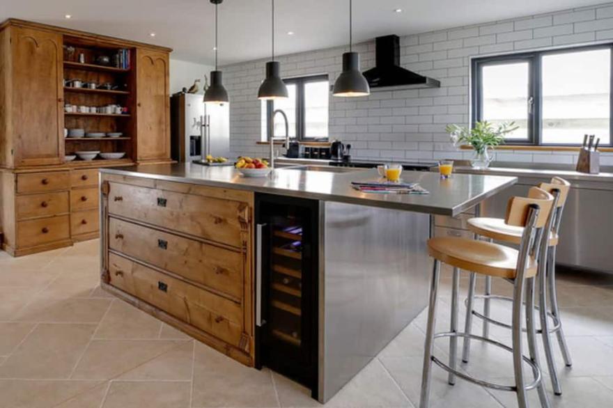 Luxury home overlooking Polzeath beach