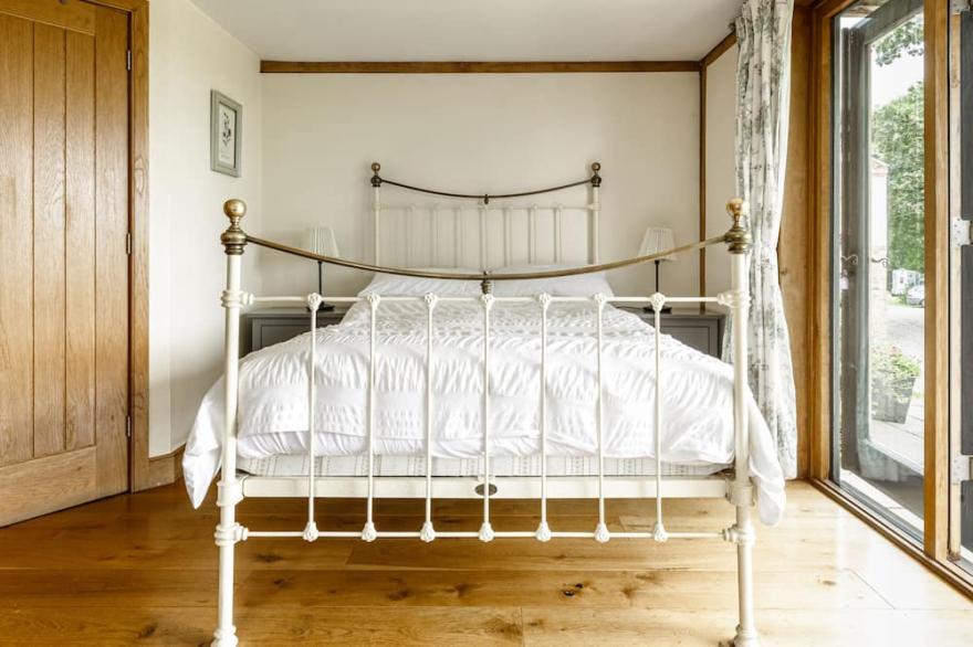 Countryside room near Chester