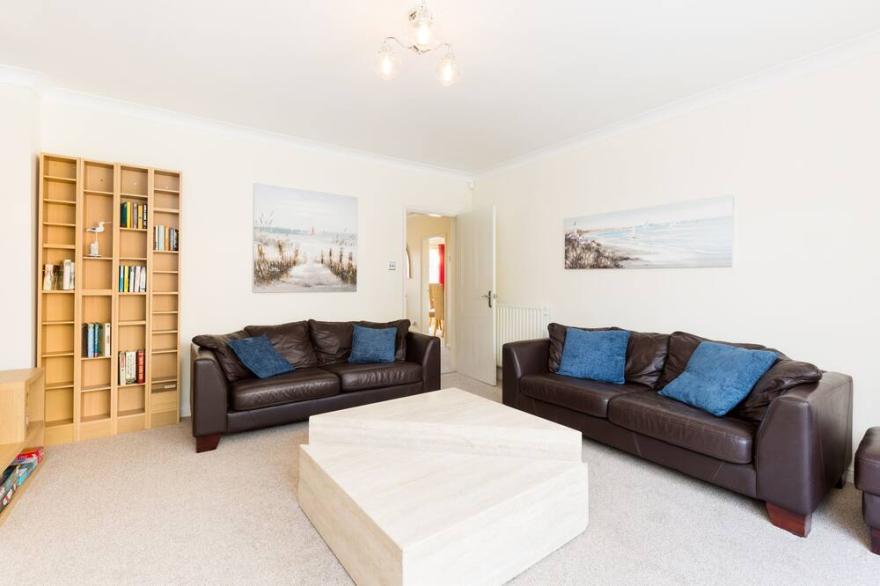 4 Bed detached nec/bhx/snowdome drayton mnr/tamwor