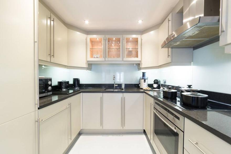Fabulous London Mews House in W2 Paddington Bayswater