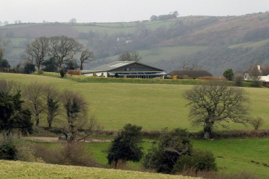 Converted Barn With Exclusive Use of Indoor Private Swimming Pool