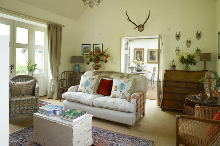 As featured in 25 Beautiful Homes, the Manor Stables offers 4*comfort and luxury