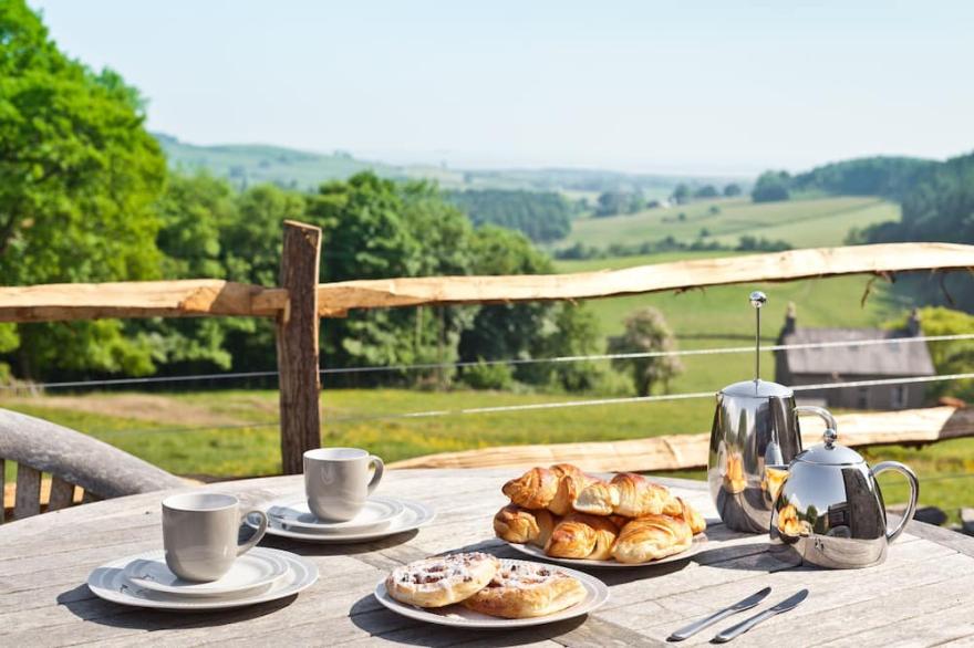 Stunning Large Holiday Home in Cartmel village, South Lakes