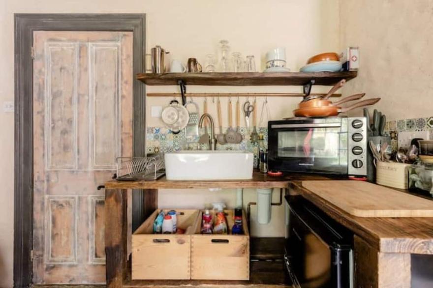 Cottage/Wood Burner Long Stays Welcome