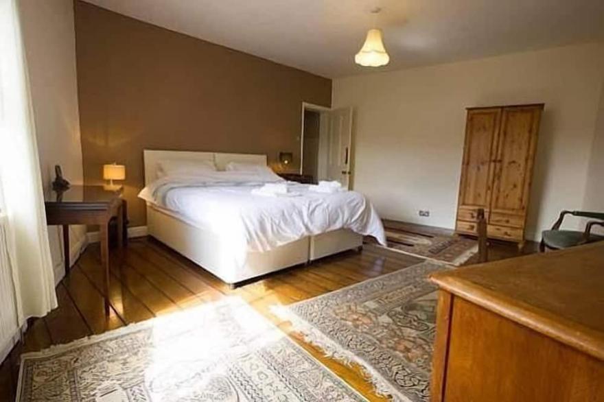 The Corner House Is Ideal To Explore In And Around Uppingham Rutland