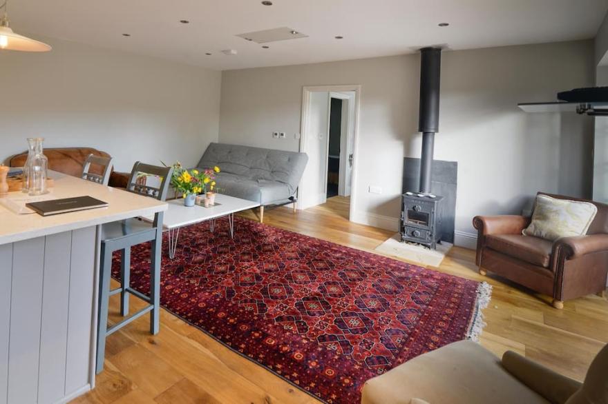 Luxurious and stylish 1 bedroom cottage in the country in the Cotswolds
