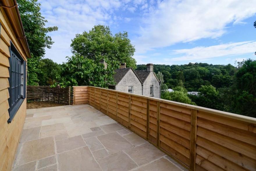 Luxurious and stylish 1 bedroom cottage in the country in the Cotswolds