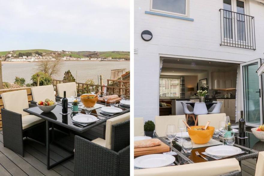 THE LIGHT HOUSE, family friendly, with a garden in Appledore
