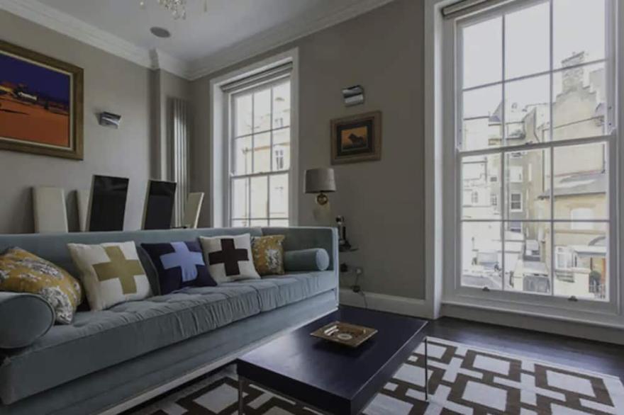 Elegant Knightsbridge Townhouse close to Harrods