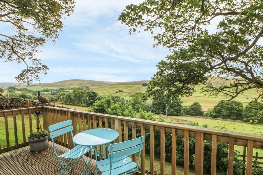 BYRE COTTAGE, pet friendly, with a garden in Garrigill, Cumbria