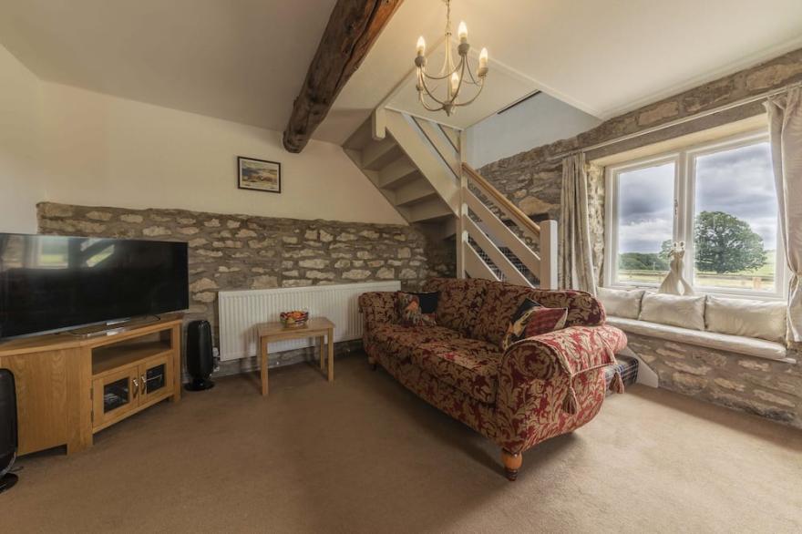 Kirkdale Cottage: a Hidden Gem, Helmsley (country cottage, sleeps 5)