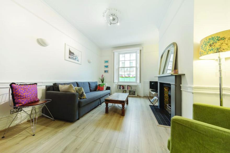 3 Bedroom Apartment in Westminster (5 minutes walk from Victoria station)