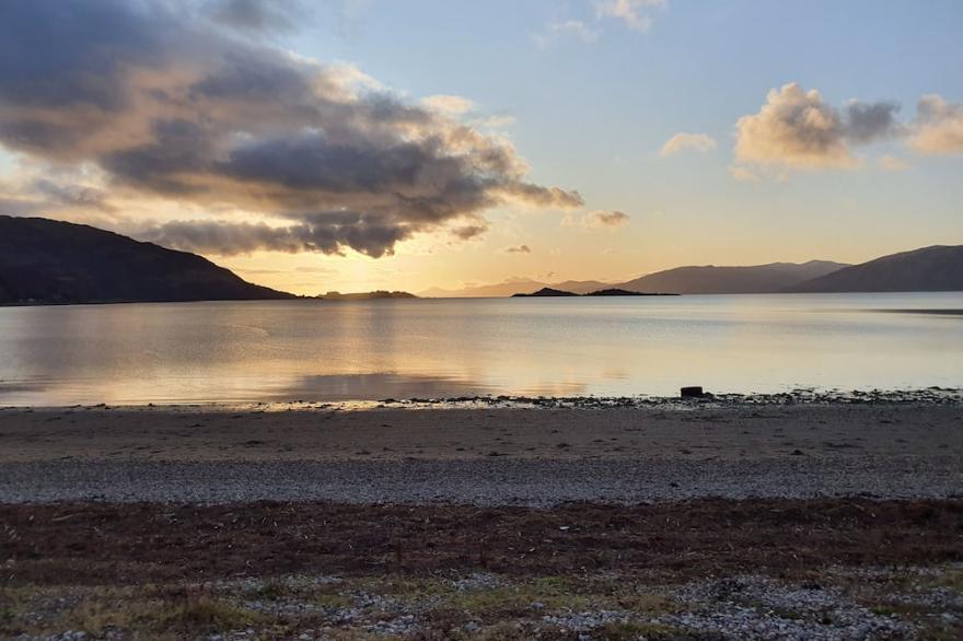 Spacious Highland Getaway*ALL rooms en-suite* (3rd Bedroom optional extra)
