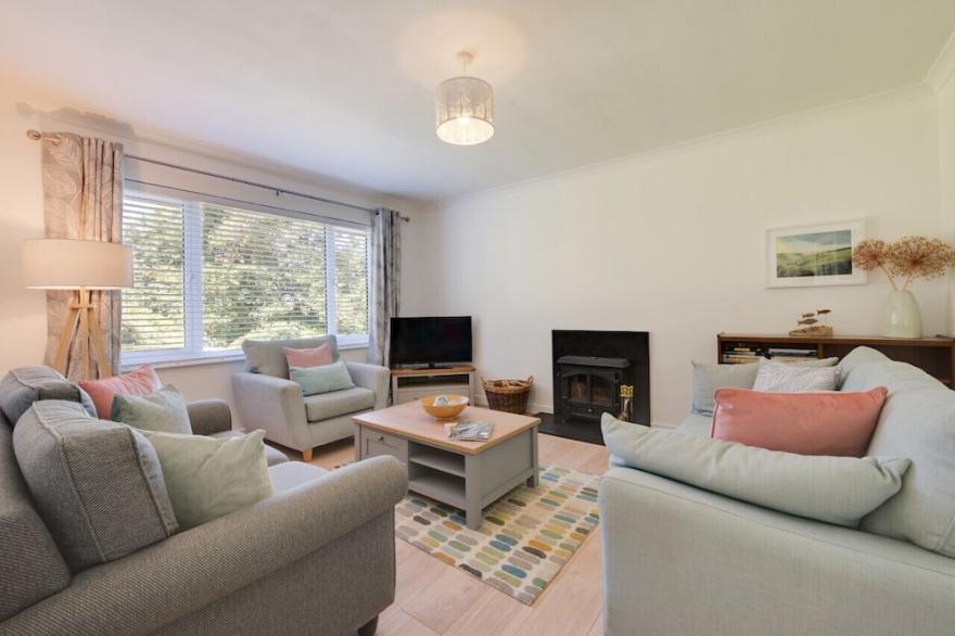 Brackenhurst - Three Bedroom House, Sleeps 5