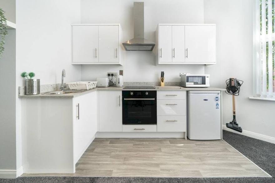 Pass the Keys | Pristine 1BR Apt Queens Uni Walk Everywhere
