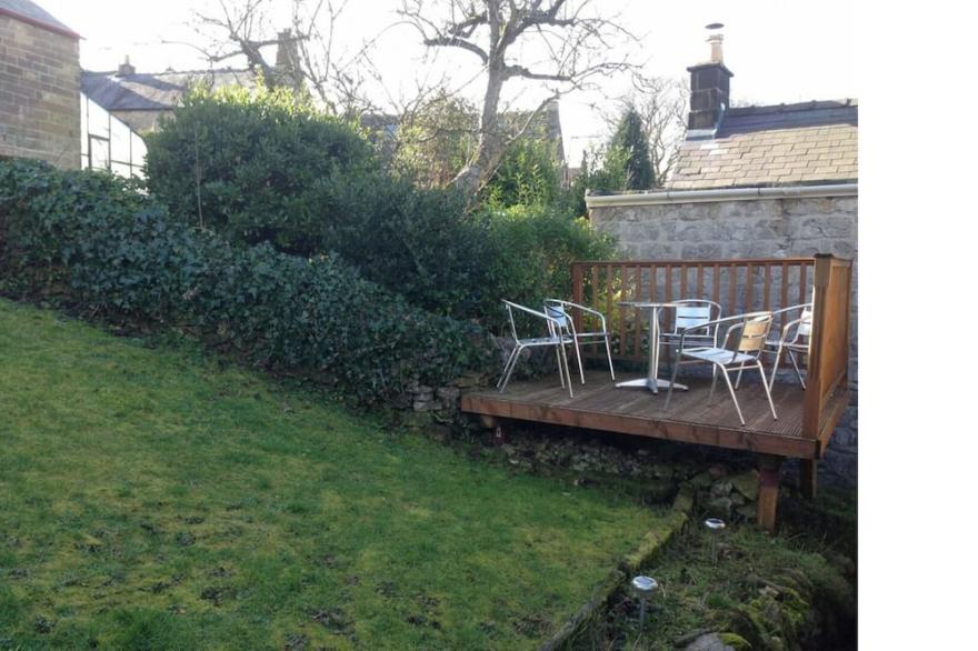 Cosy Peak District Cottage