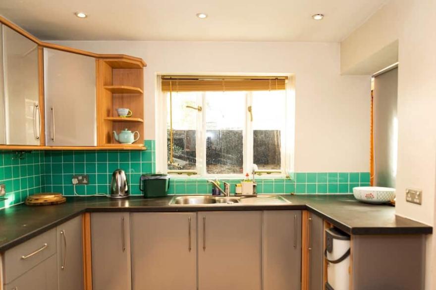 Pass the Keys | Funky Garden House in Chiswick