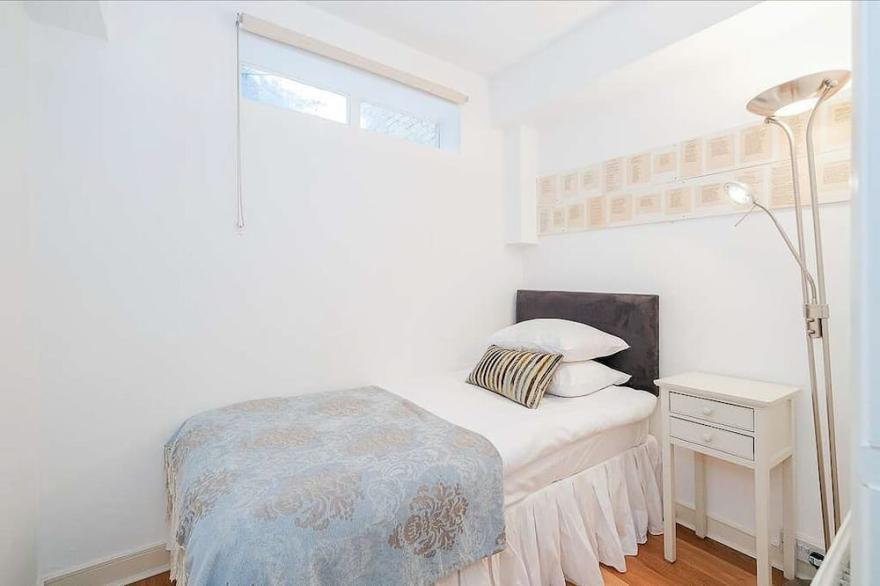 Sloane Square | Pro-Managed