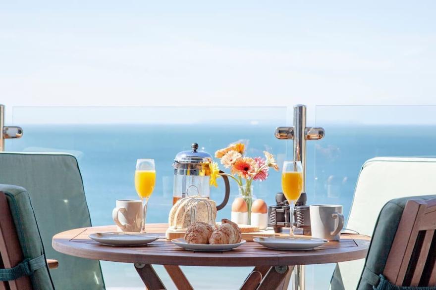 2 bedroom accommodation in Woolacombe