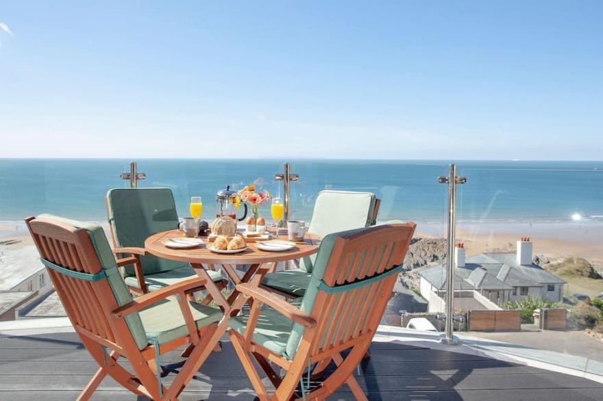 2 bedroom accommodation in Woolacombe