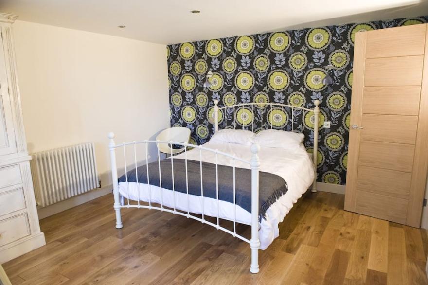 Beautiful barn conversion, close to Mevagissey, Portmellon and the SW Coast path