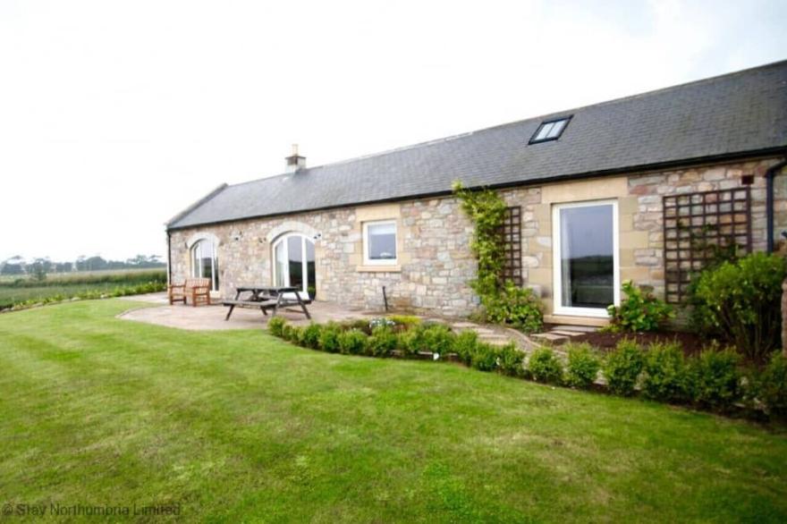 Byre @ Westfield - Four Bedroom House, Sleeps 8