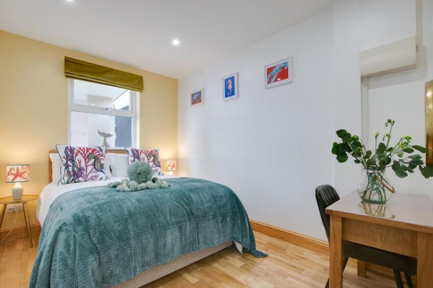 Trevidren Cottage - Two Bedroom House, Sleeps 4