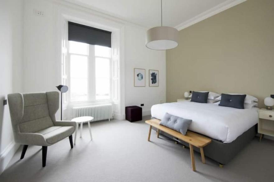 A lews castle that sleeps 4 guests  in 0 bedrooms