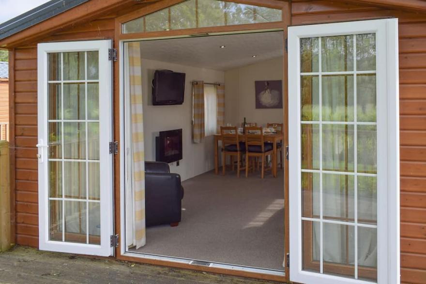 2 bedroom accommodation in Dollar, near Stirling