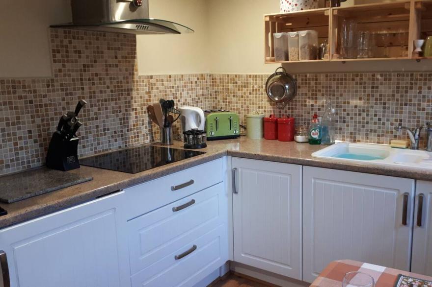 Drummers Rest, Little Plumstead, Sleeps 2