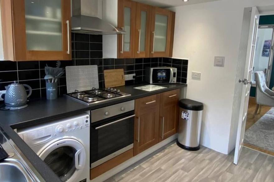 Lovely 3-Bed House in Bridgend 7min from Porthcawl