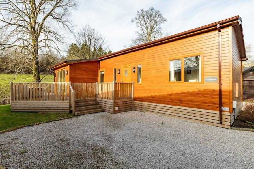 COMRAICH, pet friendly, luxury holiday cottage in Windermere