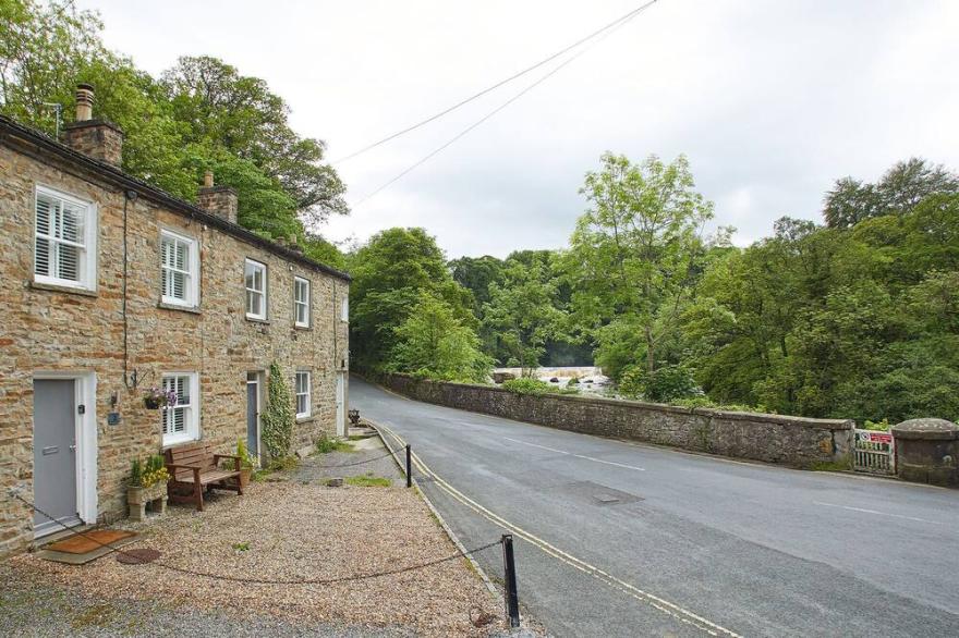 Host & Stay | Bumblebee Cottage