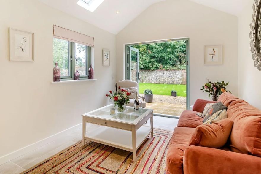 2 bedroom accommodation in Barrow, Near Bury St Edmunds