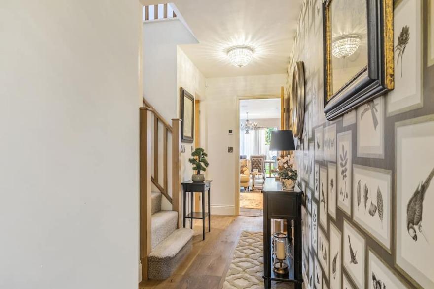 3 bedroom accommodation in Thornton Le Dale