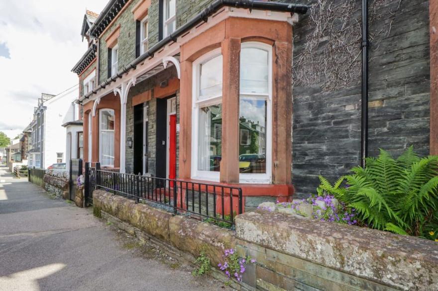 SEFTON HOUSE, family friendly, with a garden in Keswick