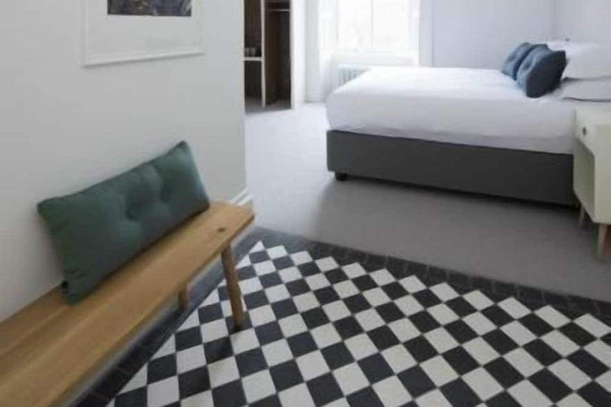 Harris (Deluxe Bedroom)  -  a lews castle that sleeps 2 guests  in 1 bedroom