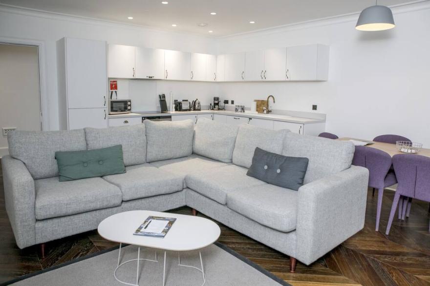 A lews castle that sleeps 4 guests  in 2 bedrooms