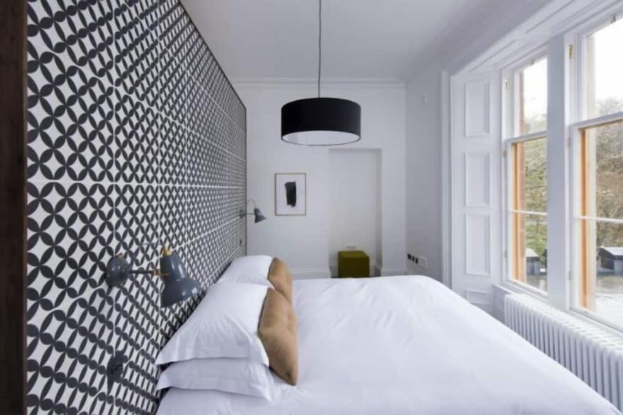 A lews castle that sleeps 4 guests  in 0 bedrooms