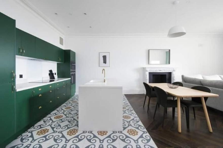 A lews castle that sleeps 2 guests  in 1 bedroom
