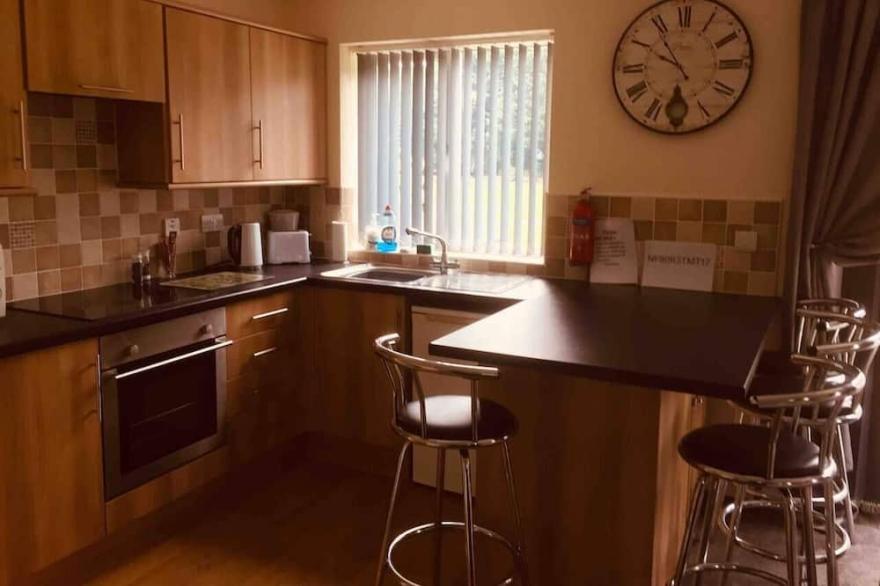 Detached 2 bed bungalow sleeps 4 near Bridlington