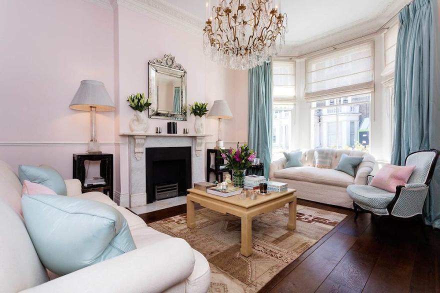 Pastel Chelsea, by Veeve