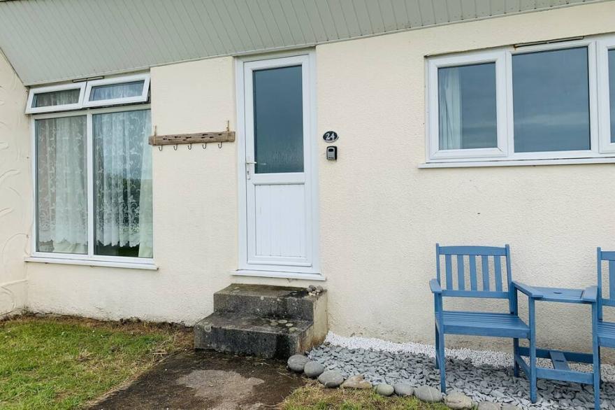 Widemouth Bay Holiday Bungalow beautifully located along the North Cornish coast