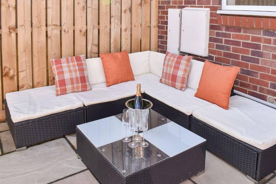 2 bedroom accommodation in York