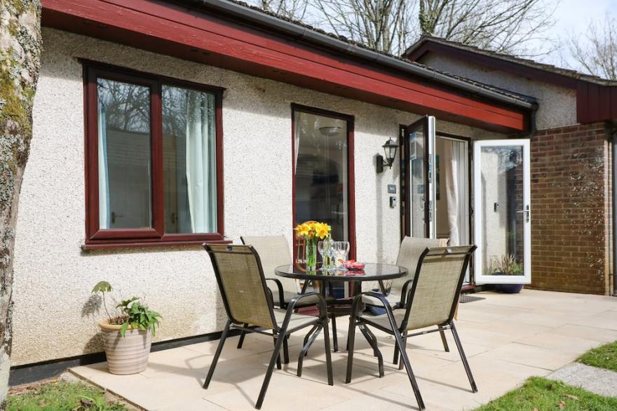 MILES RETREAT, pet friendly, with pool in Hayle