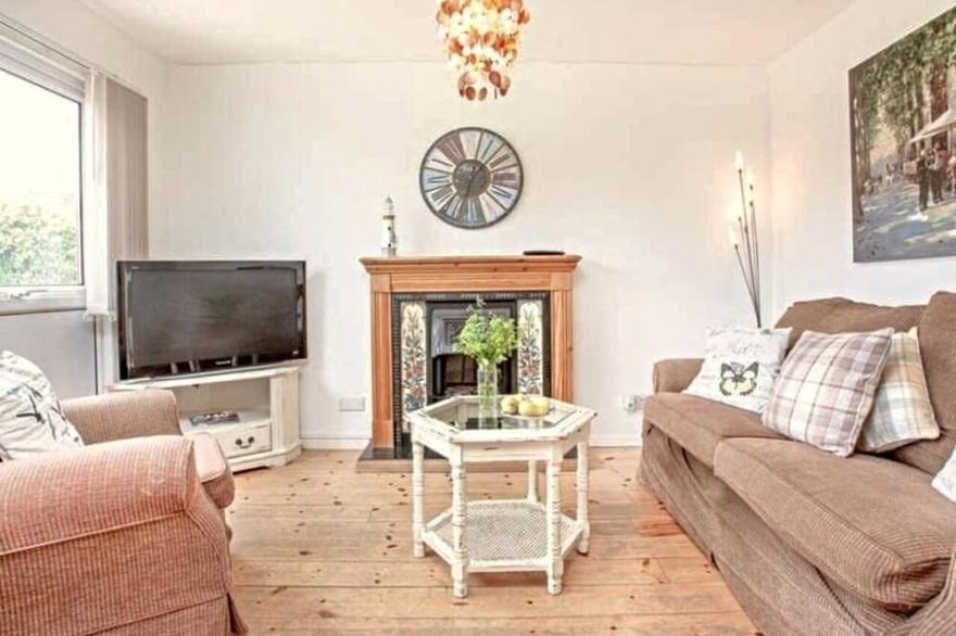 Beaches, 2 Bedroom Chalet On the 4*Welcome Holiday Park, Dawlish Warren, Devon