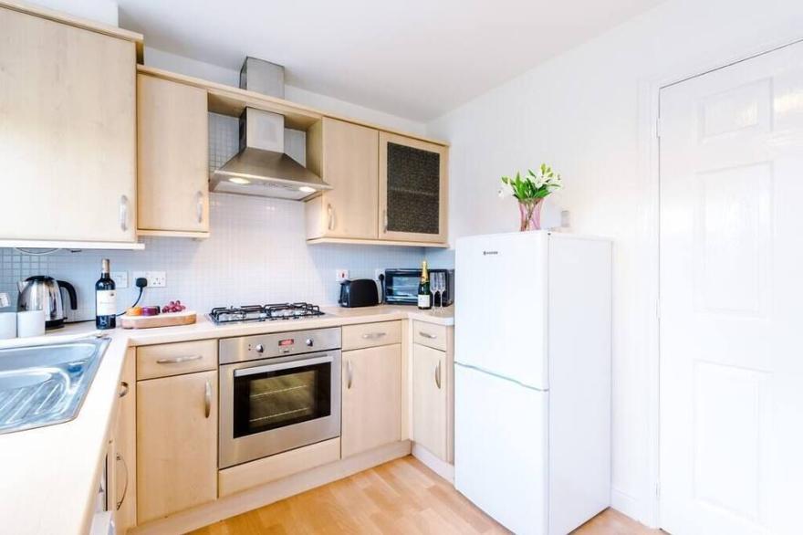 Lime Vale House - Lavender Stays; 5 Guests, Wi-Fi
