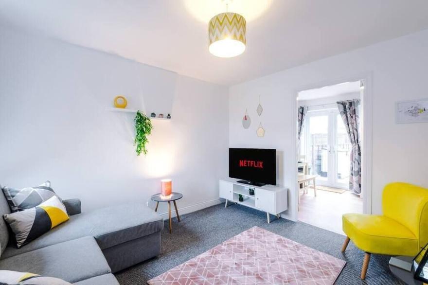Lime Vale House - Lavender Stays; 5 Guests, Wi-Fi